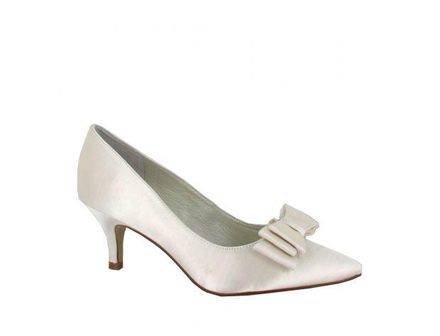 zoe-blanco-050710403hd-54d21aae9f05c9-26267085_fill_620_474