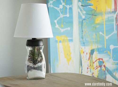 04-DIY-terrarium-lamp-nescafe