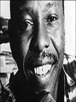 escritores-perseguidos-Ken-Saro-Wiwa