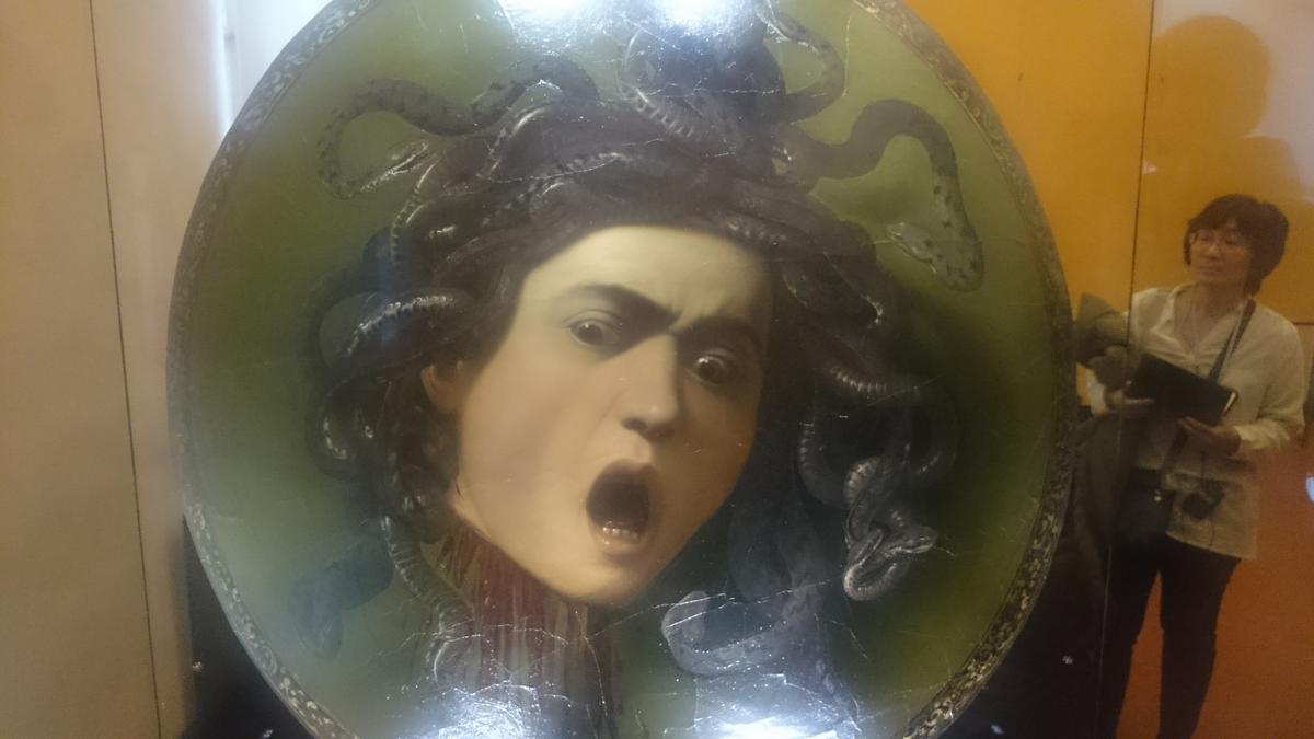 florencia-cabezademedusadecaravaggio