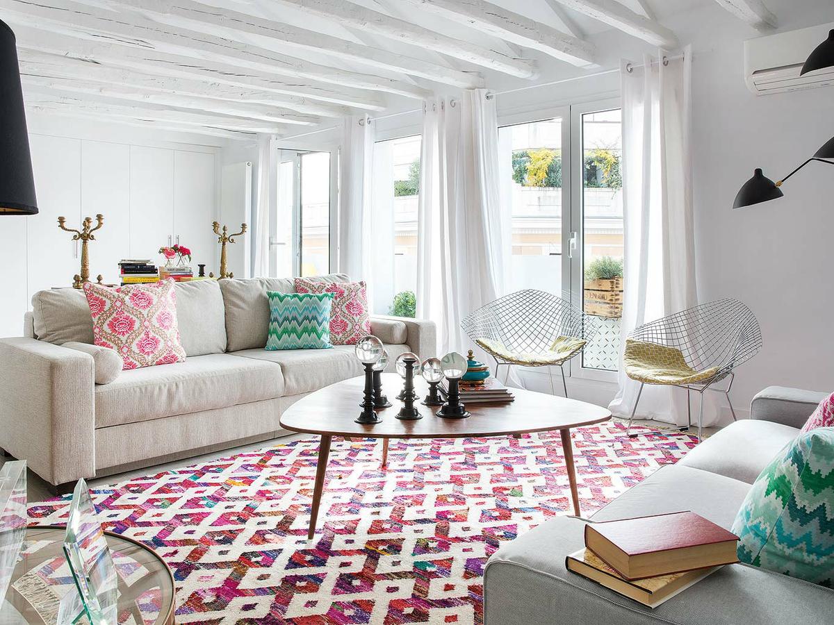 sillas-con-respaldo-de-rejilla