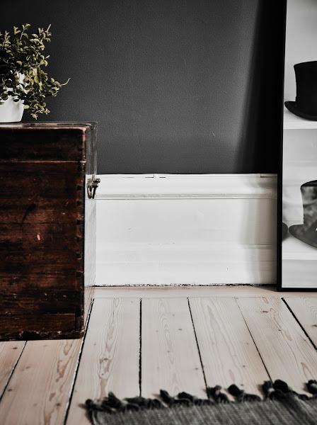 paredes pintadas de negro