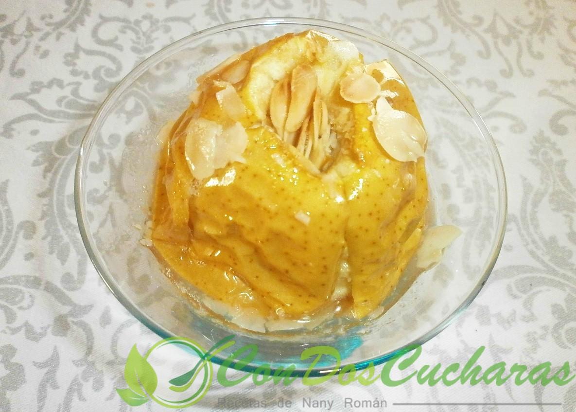 Manzanas asadas con almendras