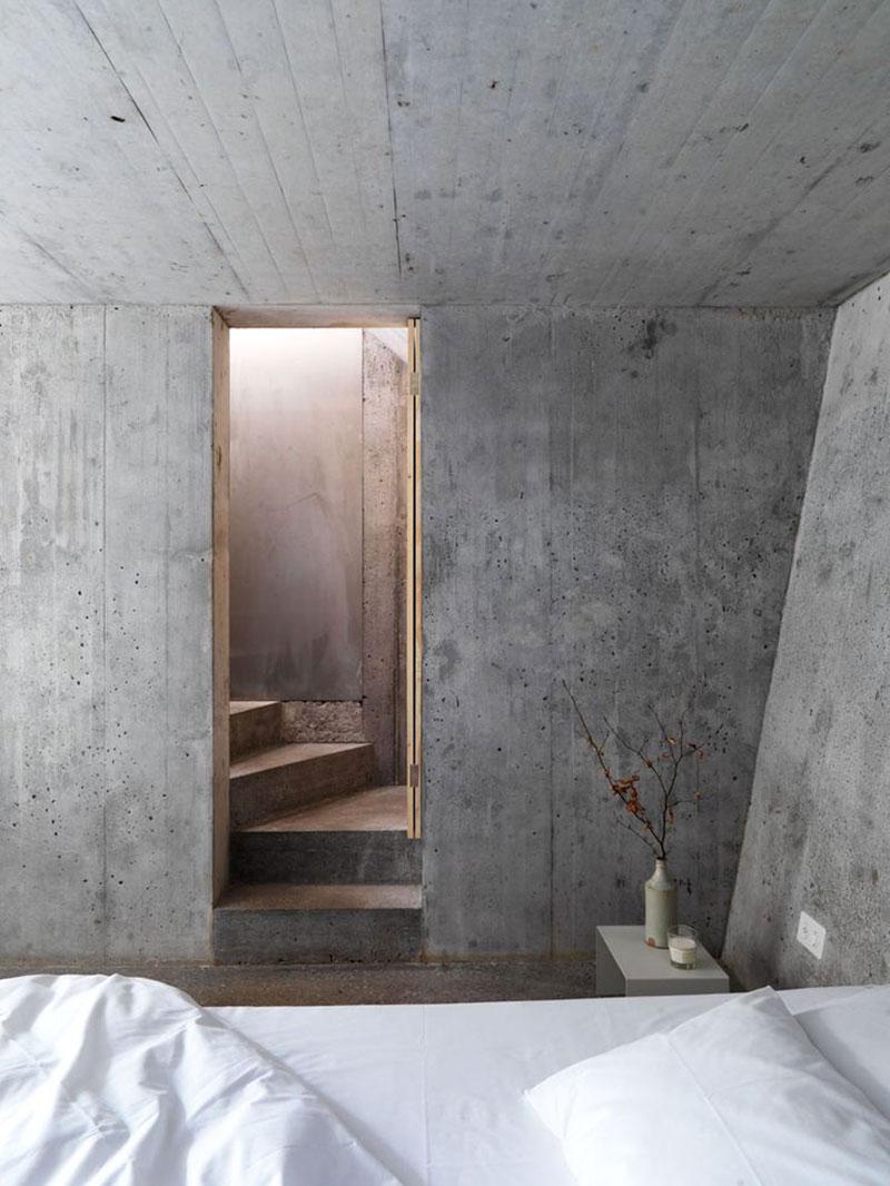 Homelifestyle-Magazine-Refugio-entrada-Dormitorio