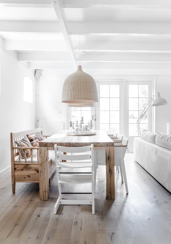 Style files home, an old farm. 