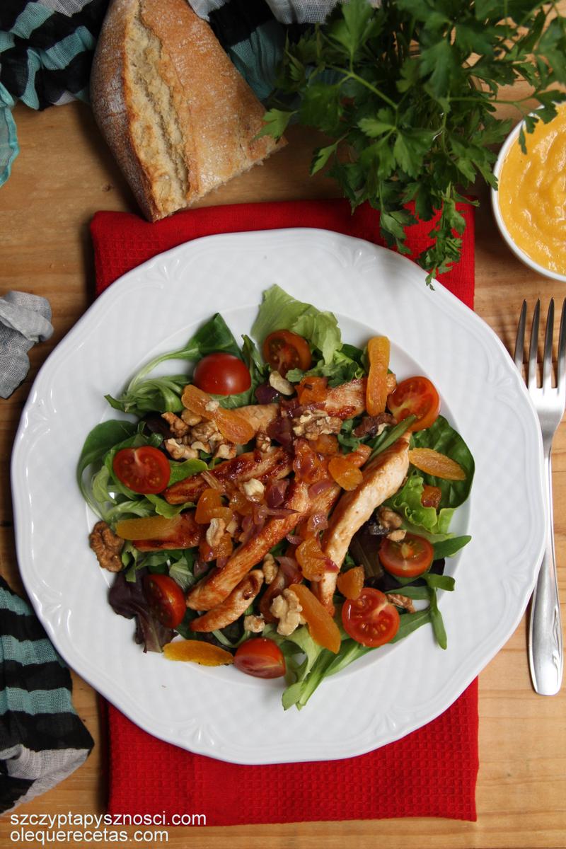 Pechuga de pavo en salsa de albaricoques secos