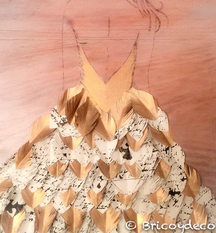 falda con plumas de papel 