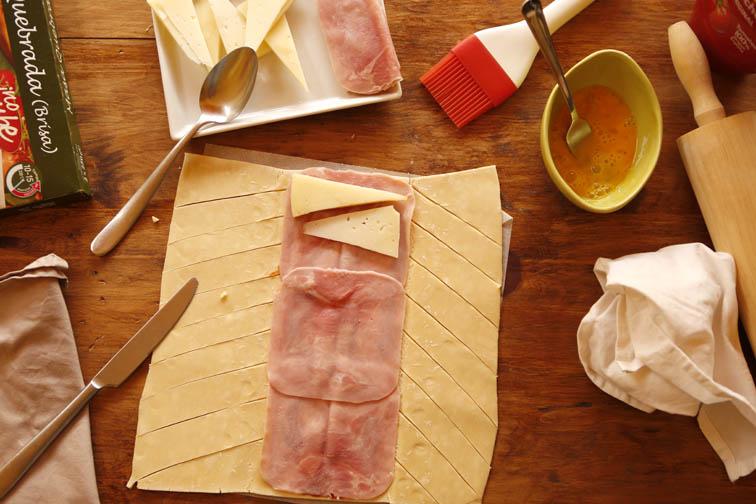 Trenza de jamón cocido y queso 14