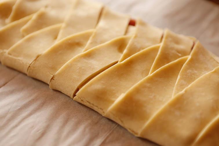 Trenza de jamón cocido y queso 17