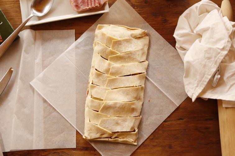 Trenza de jamón cocido y queso 10