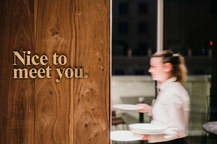 HomeLifeStyle-Magazine-Dear-Hotel-restaurante