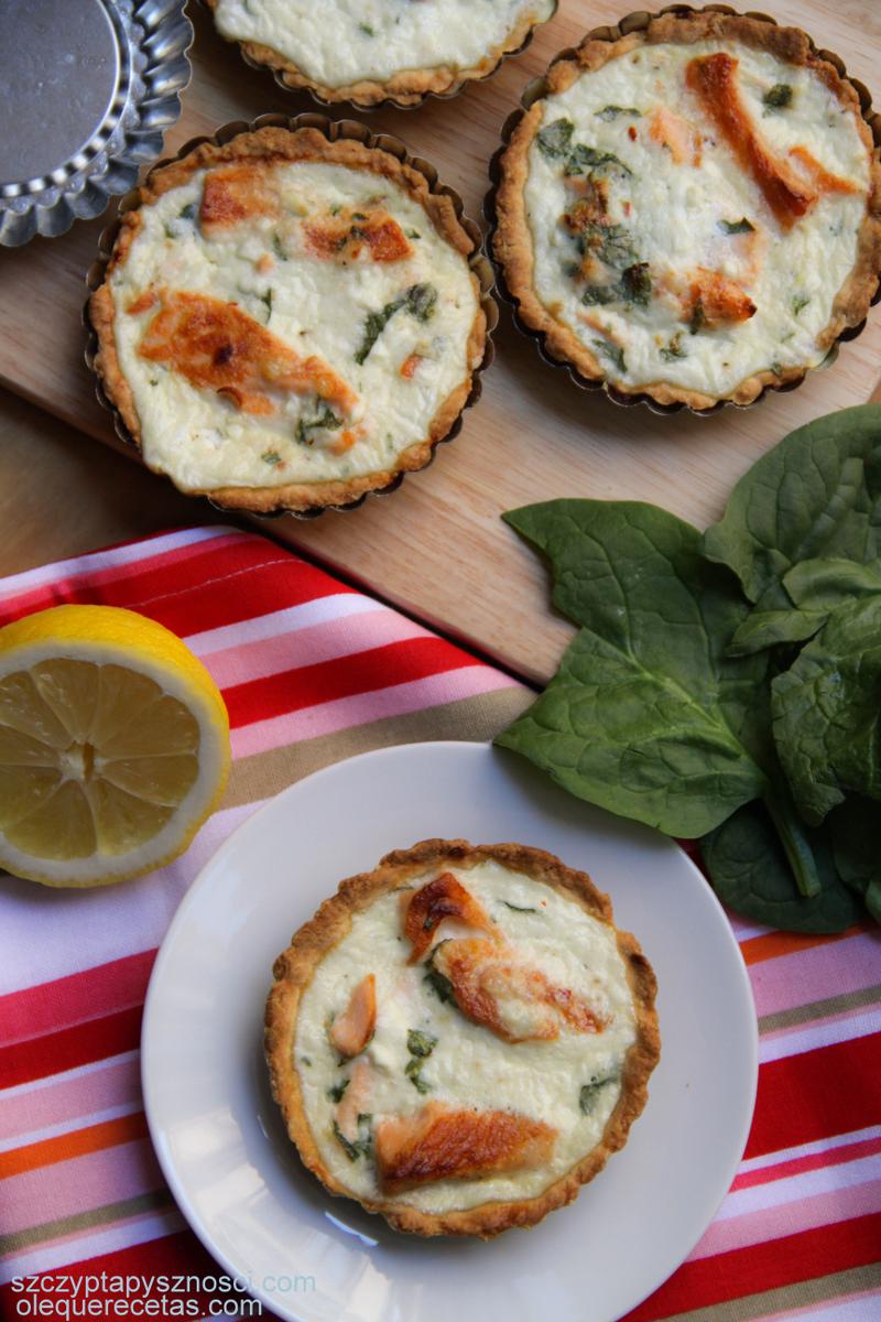mini tartas con salmón