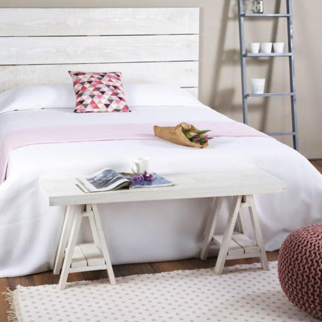 Muebles de estilo nórdico MUEBLE-DESCALZADOR