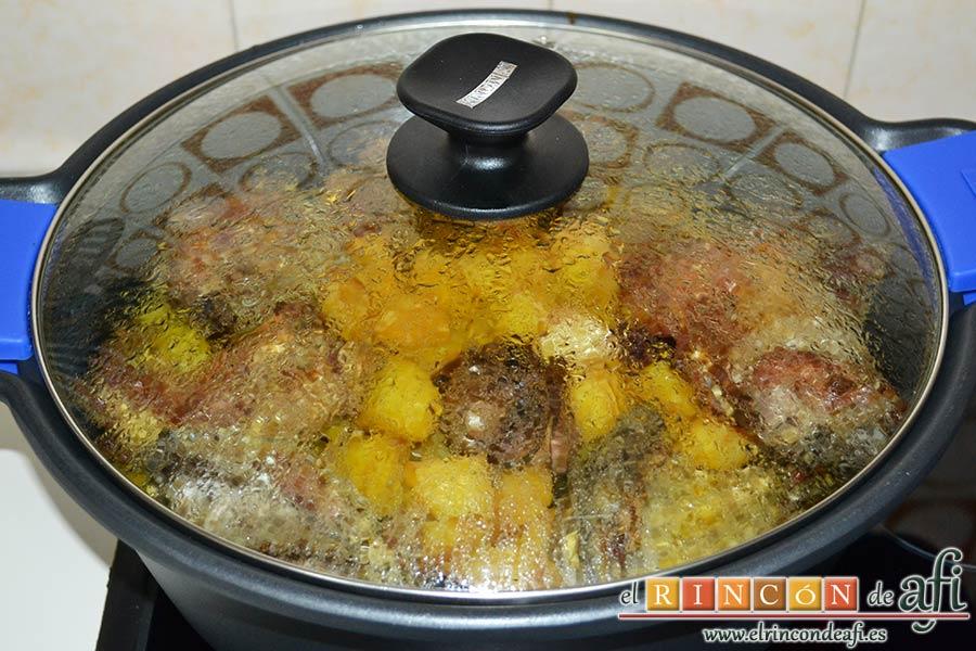 Cabrito estilo Afi, tapar y hacer a fuego moderado 15 minutos