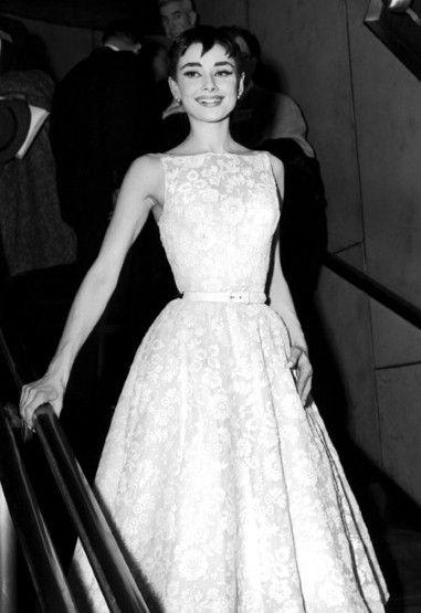 Hepburn_1954_oscars-3