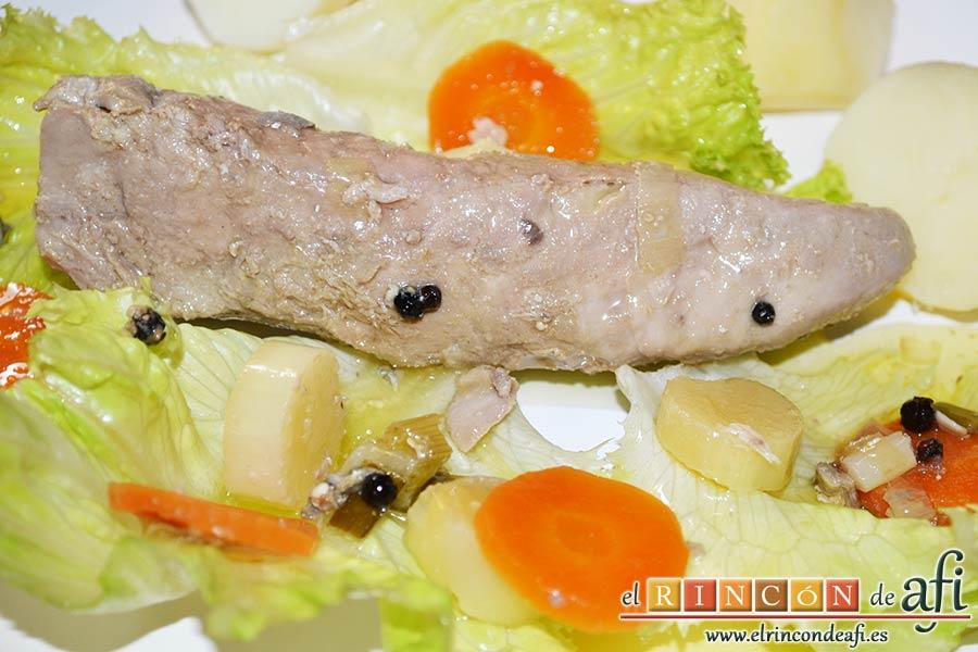 Bonito listado escabechado con verduras, sugerencia de presentación