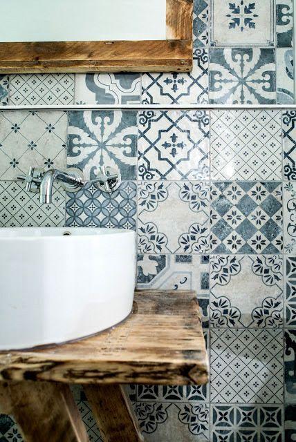 ideas para decorar baños - el tornillo que te falta halys cafe londres - baldosa hidraulica