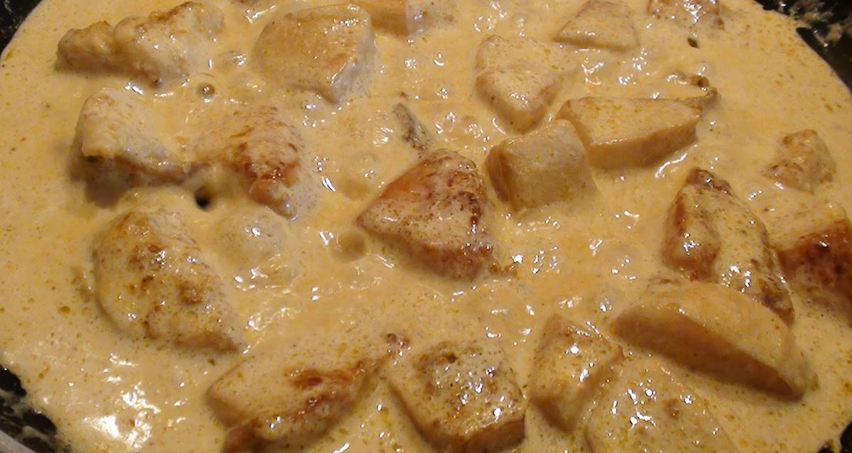 Salsa curry con leche de coco