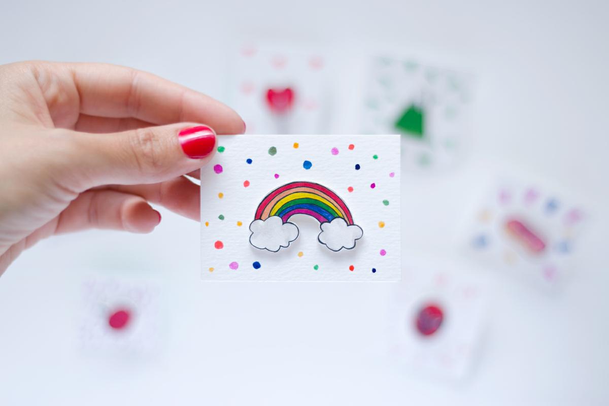 Aprende a hacerte tus propios pinas con este tutorial de "I am a Mess Blog"