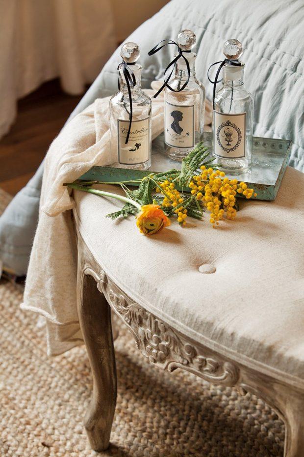 soft vintage seatting