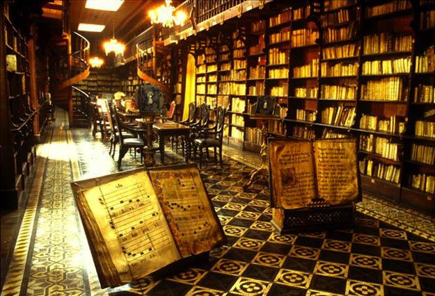 Biblioteca en perú