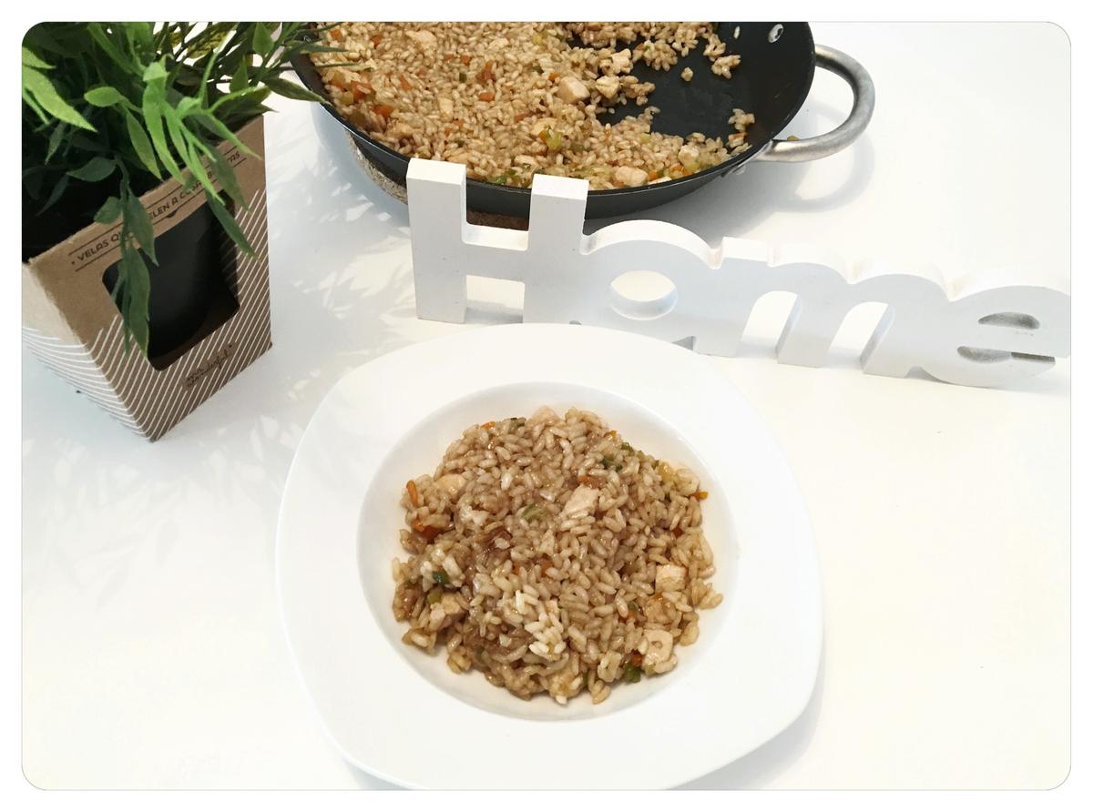 arroz de verduras y pollo con salsa de soja 2