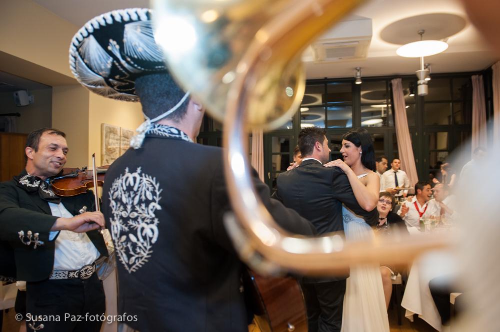 Boda en el Pazo Vilar de Ferreiros en A Coruña. SyM