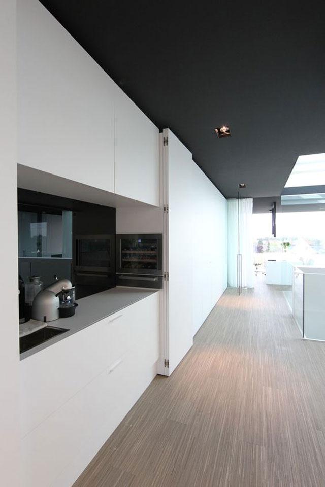 Hidden_Kitchens_5