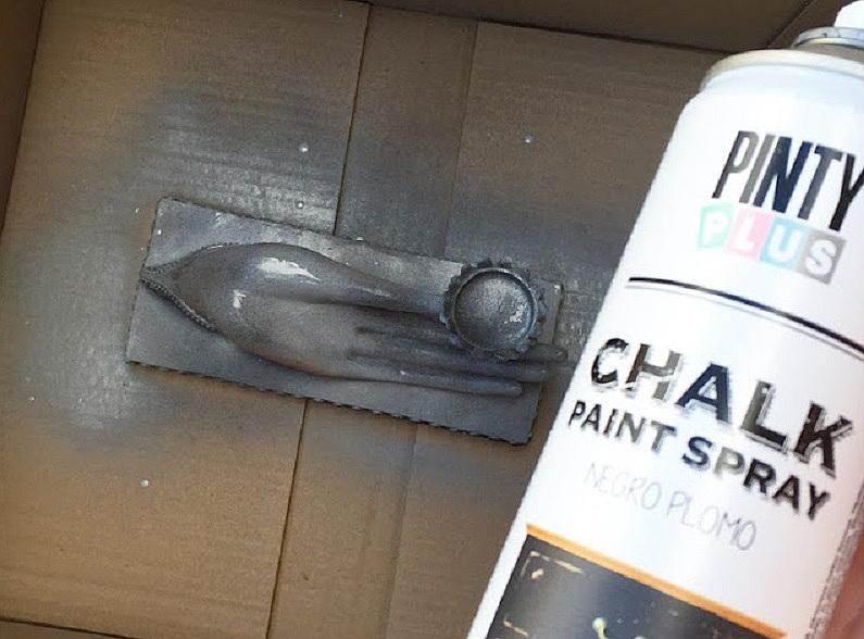 Efecto cemento con pintura en spray 3