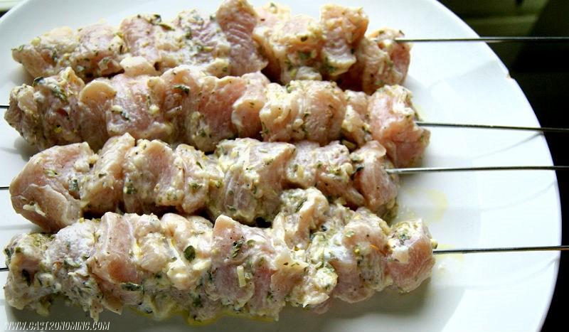 Souvlaki de pollo