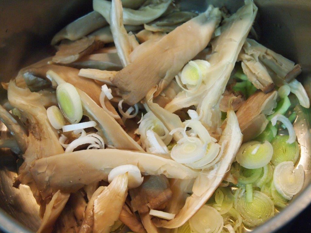 Sopa de setas y remolacha