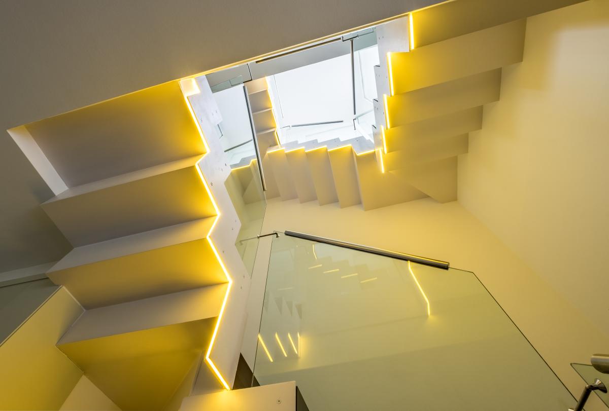 escalera_led