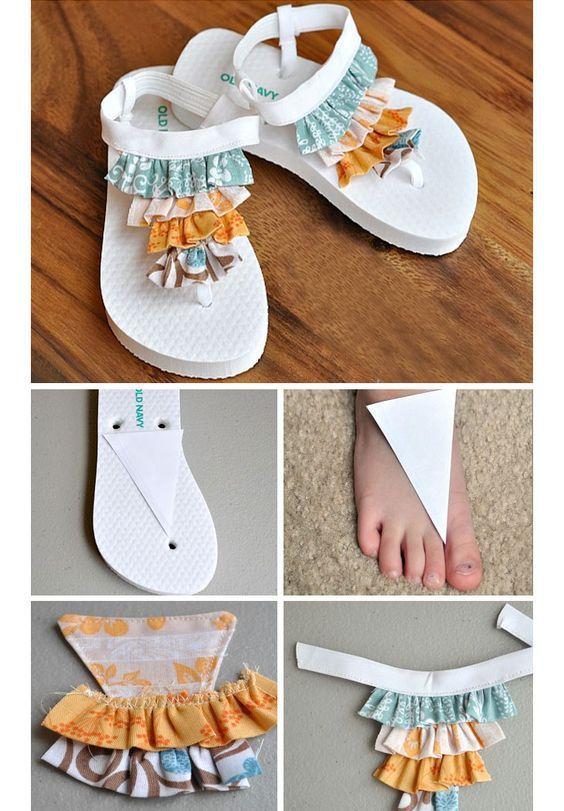 personalizar las chanclas con volantes de tela