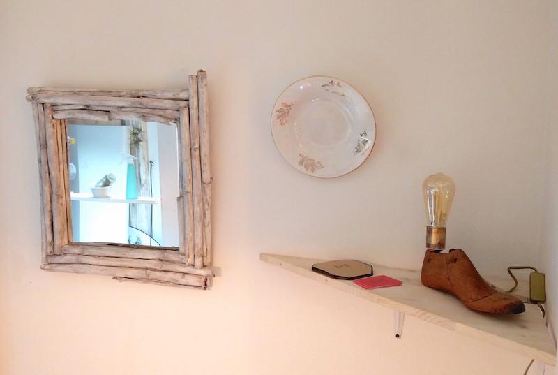 corner-restaurante-gustu-bilbao-detalles-lampara-espejo-plato