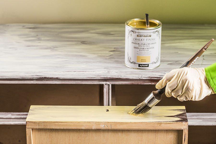 transformar una comoda amarillo