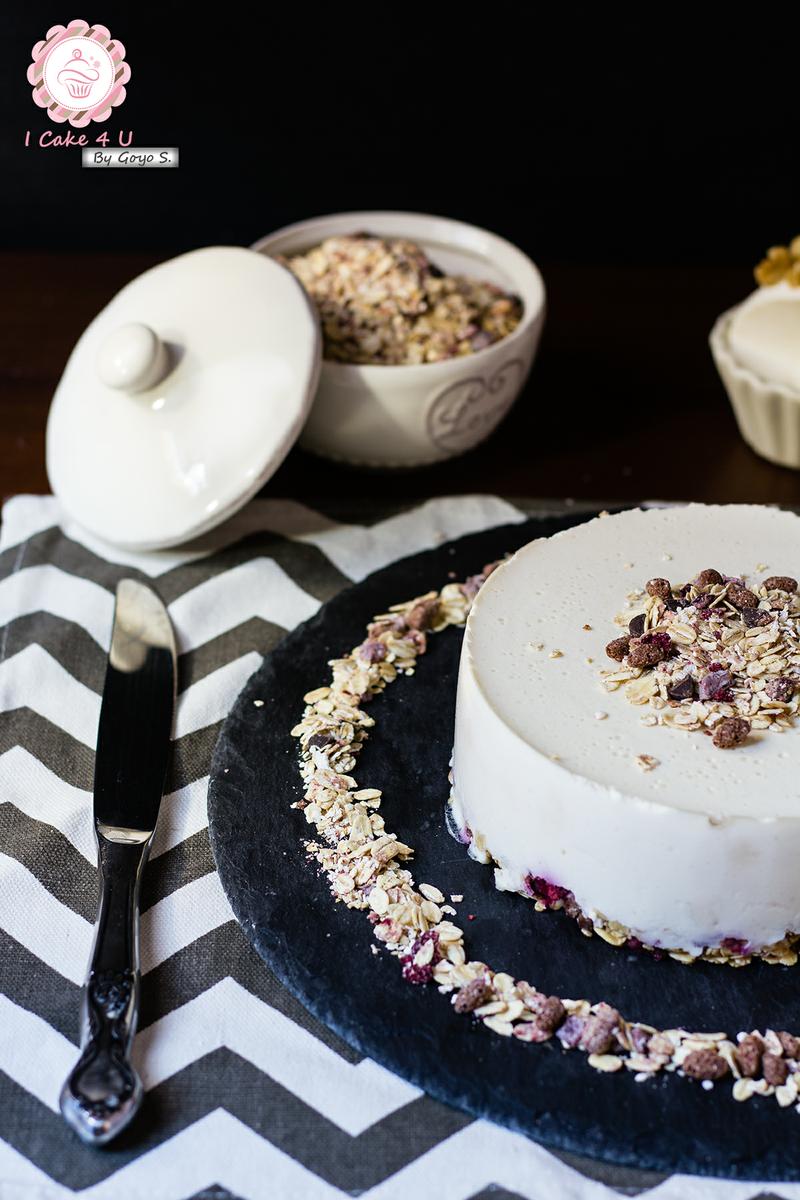 Cheesecake Salada Con Muesli de Cereza