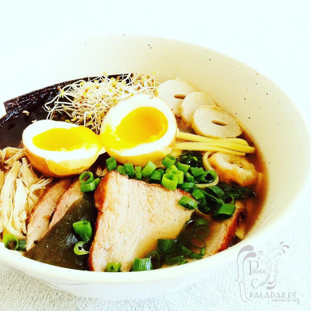 Poesía Culinaria - Ramen de Soya y cerdo