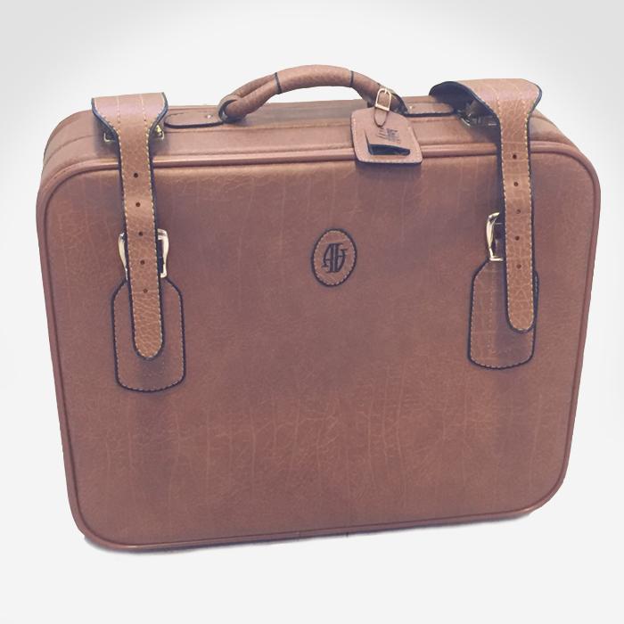 decoracion comercial segunda mano maletas vintage_008