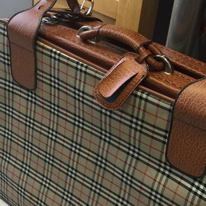 decoracion comercial segunda mano maletas vintage_004