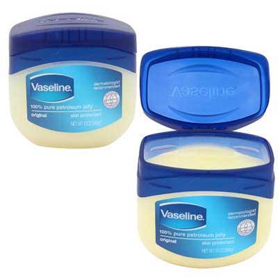 Vaselina para la irritación en las uás