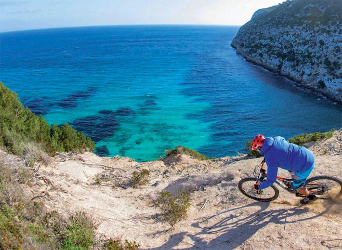 Islas remotas como formentera en maria orsini viajar