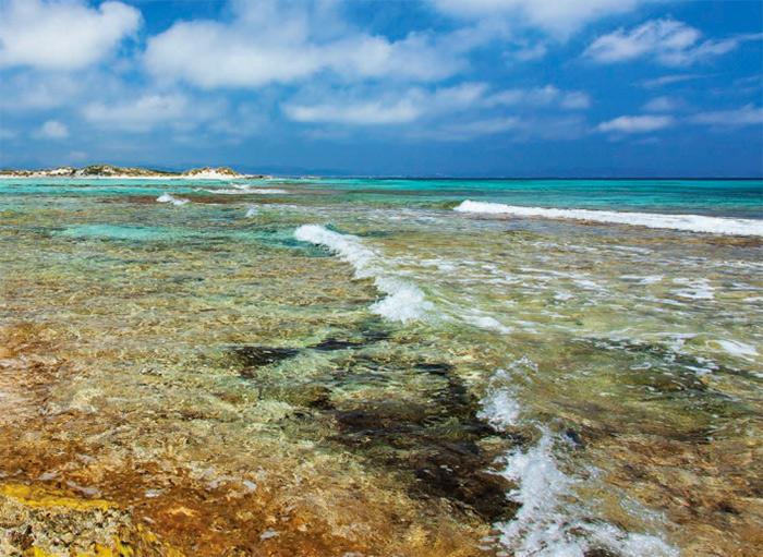 Islas remotas como formentera en maria orsini viajar