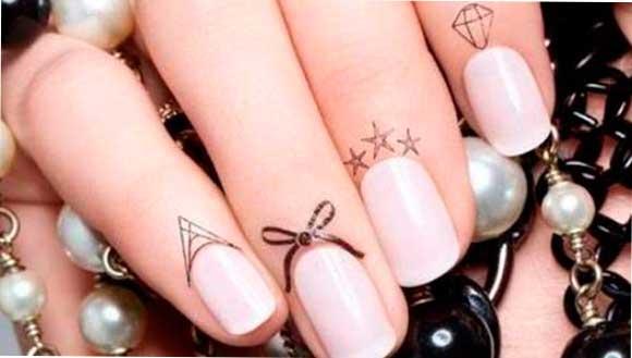 uñas con cutículas decoradas