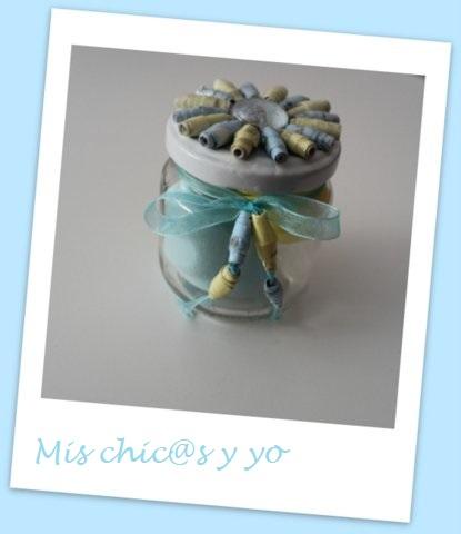 Tarro decorado con cuentas de papel manualidades
