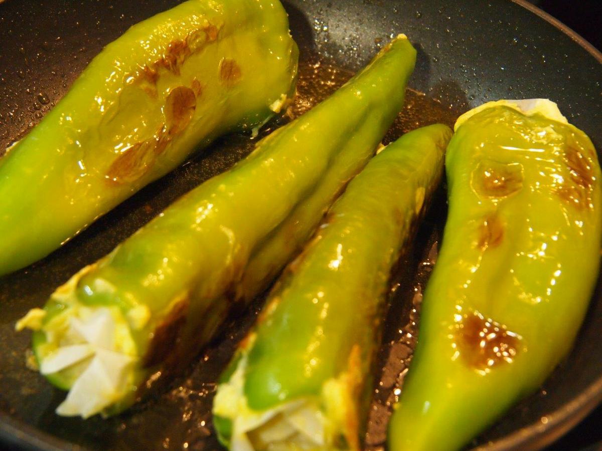 pimientos rellenos de tortilla