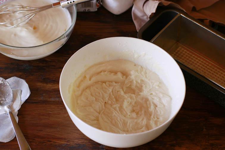 Helado de yogur y mermelada de fresa 5