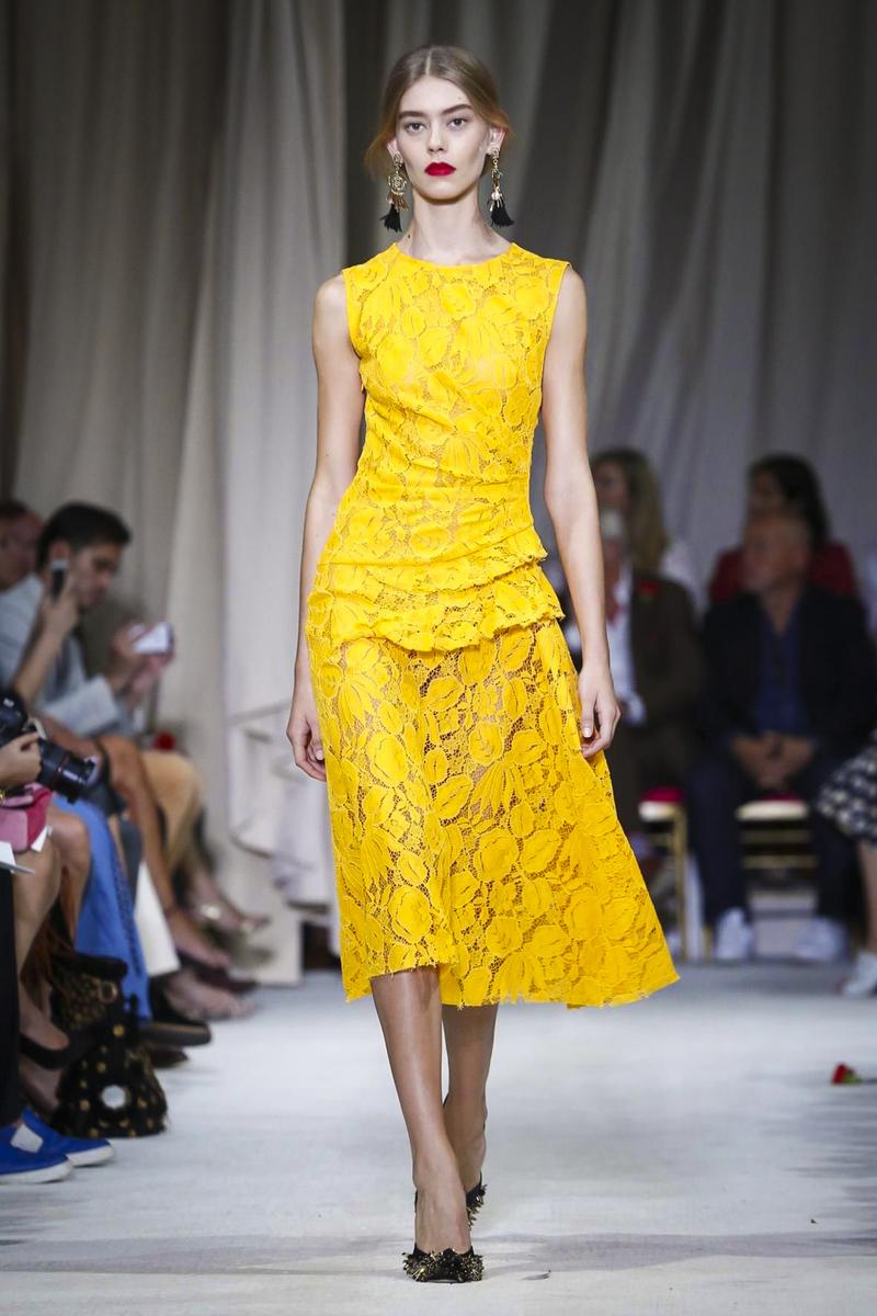 Oscar-de-la-Renta-Ready-to-Wear-Spring-Summer-2016-NY-0162-1442342474-bigthumb