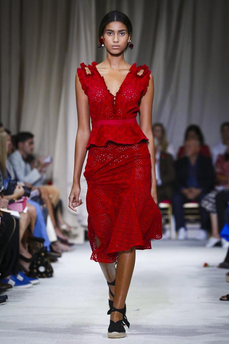 falda a media pierna