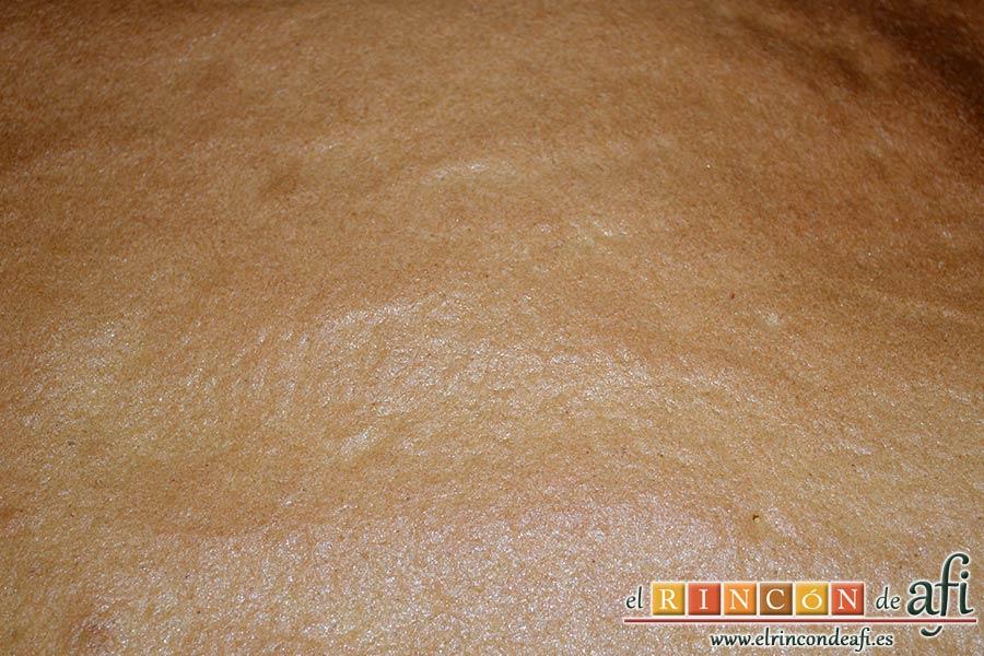 Brazo gitano con doble relleno, hornear hasta que esté dorado y bien hecho