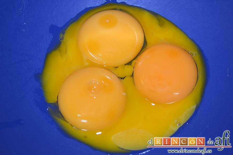 Brazo gitano con doble relleno, separar las yemas